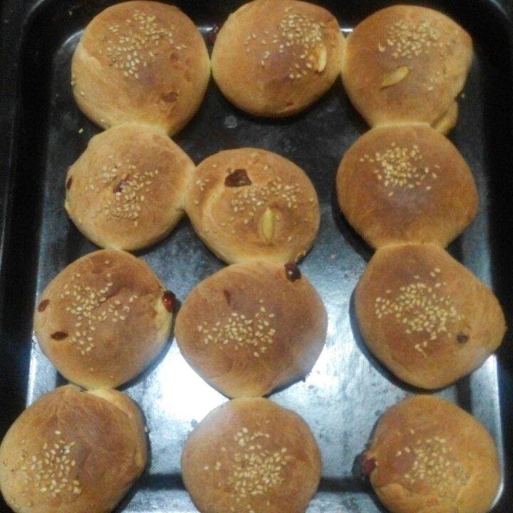 大人小孩都爱不释口的【蜂蜜牛奶小餐包】