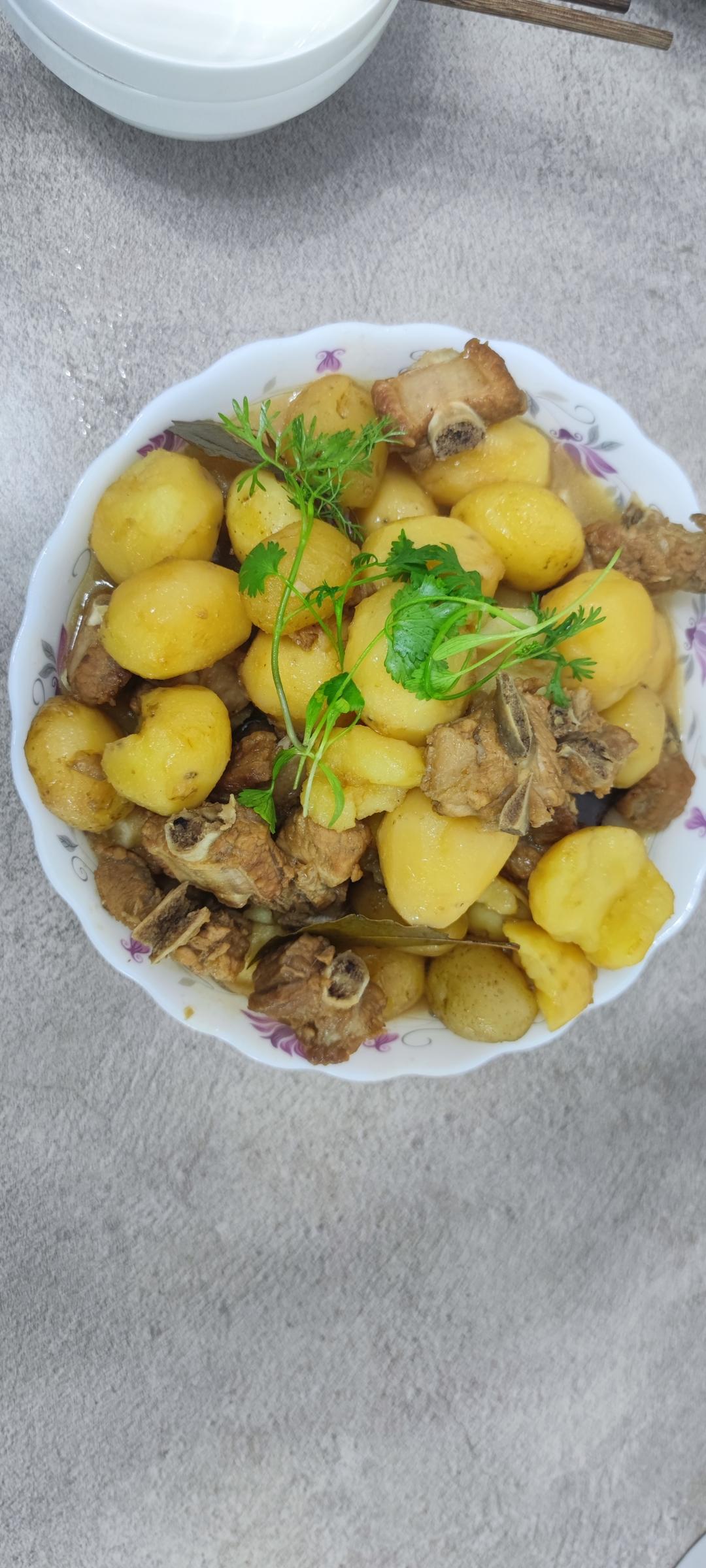 ㊙️🔥家常菜‼️小土豆烧排骨‼️好吃到没朋友
