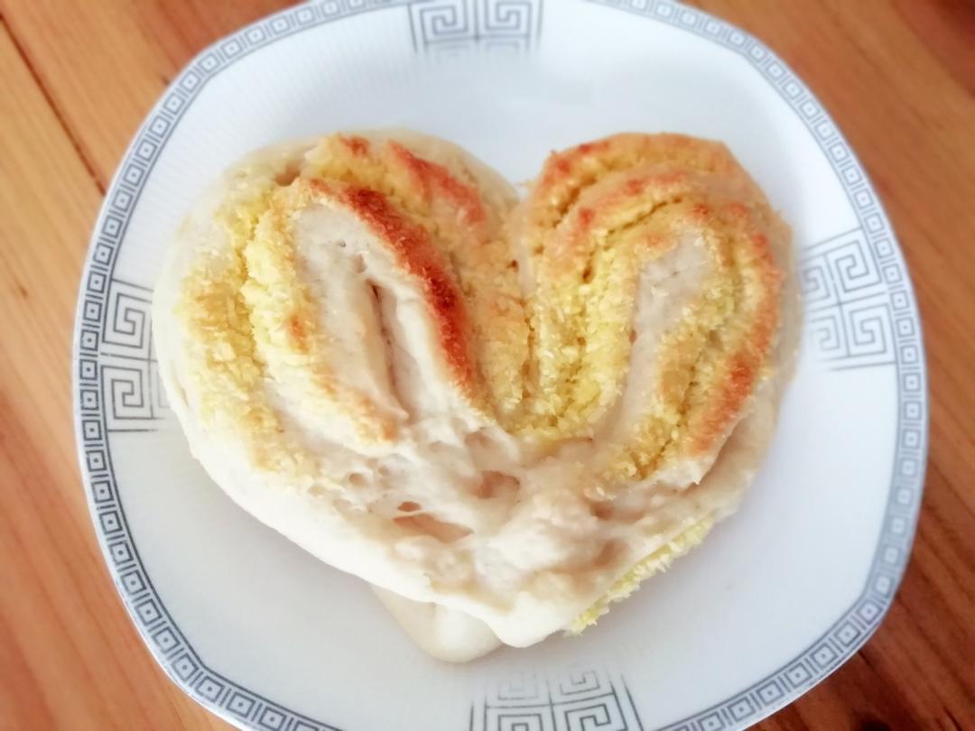 心形椰蓉面包