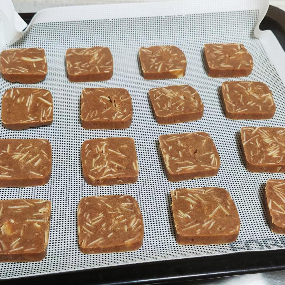 咖啡控☕️超浓郁杏仁咖啡曲奇｜搅一搅就搞定