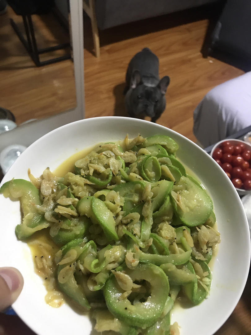 虾皮炝西葫 补钙神器