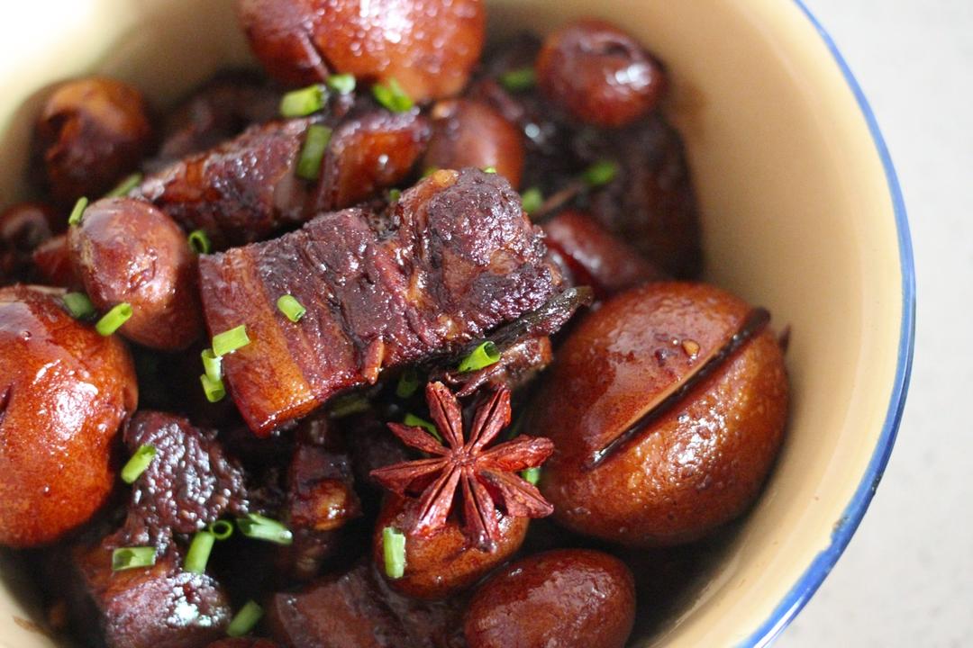 其实也不是很难的红烧肉烧蛋