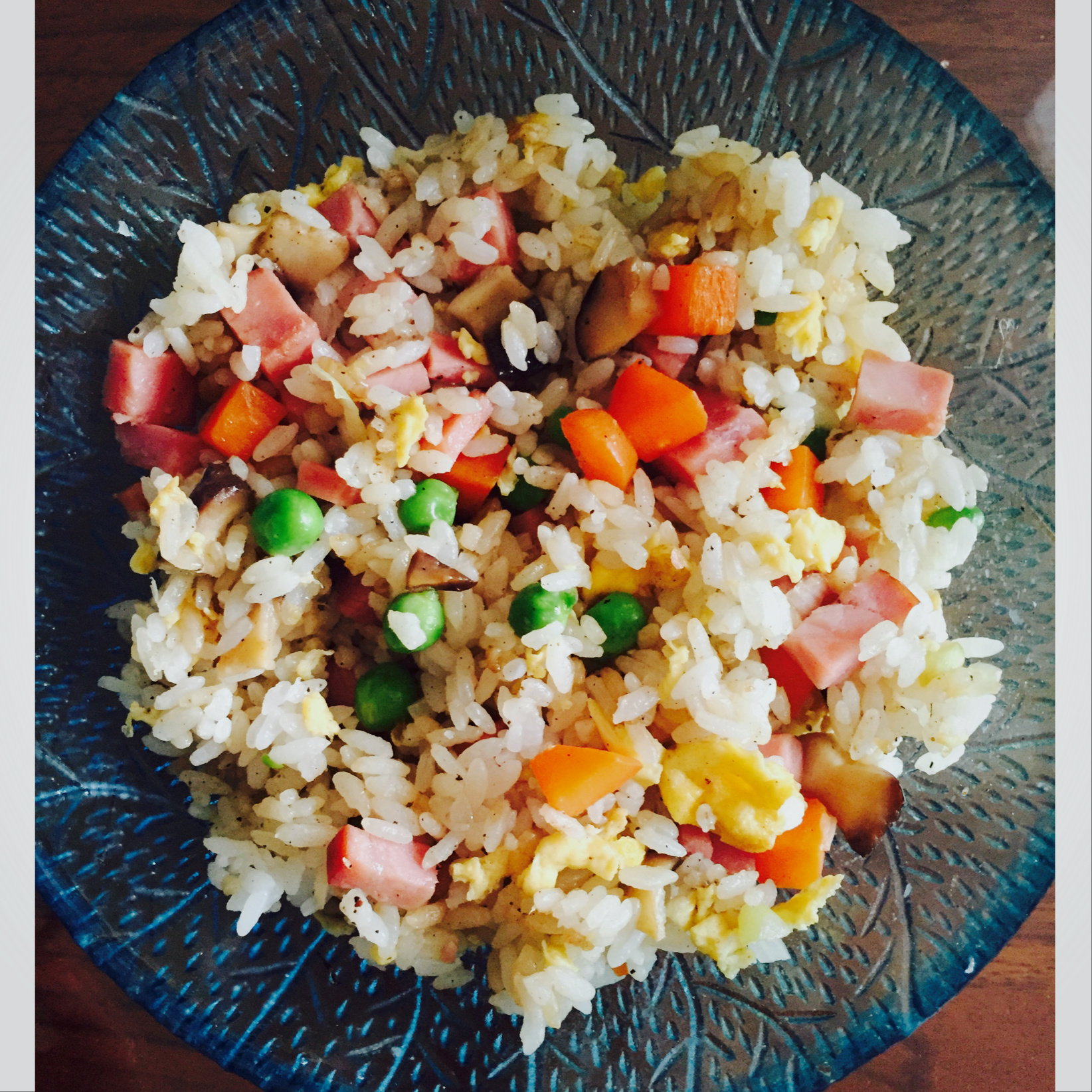 香肠鸡蛋炒饭