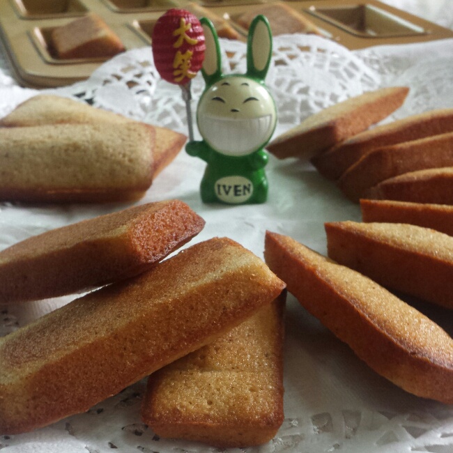 费南雪（Financier Cakes）