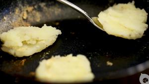 【12-18个月辅食：杏鲍菇土豆煎饼】的做法 步骤12