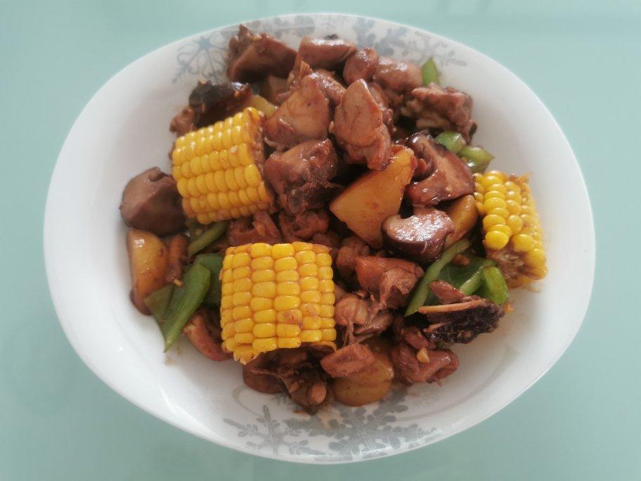 土豆香菇炖鸡腿