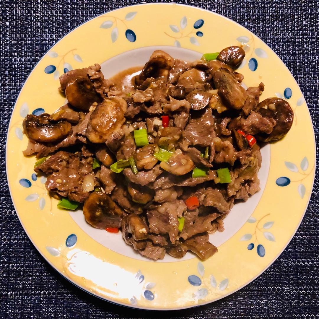 杏鲍菇炒牛肉 一口蘑菇一口肉