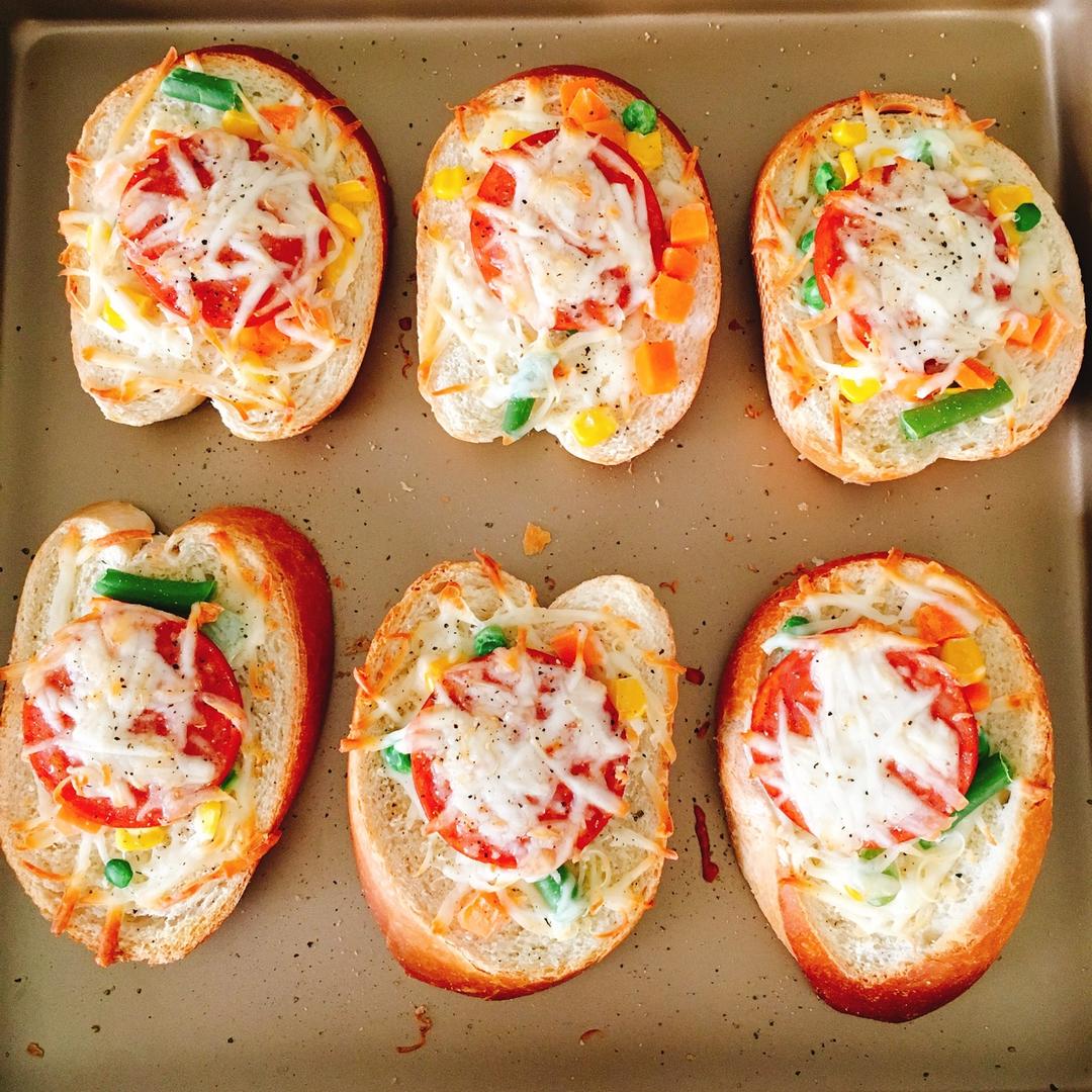 【法棍迷你披萨】