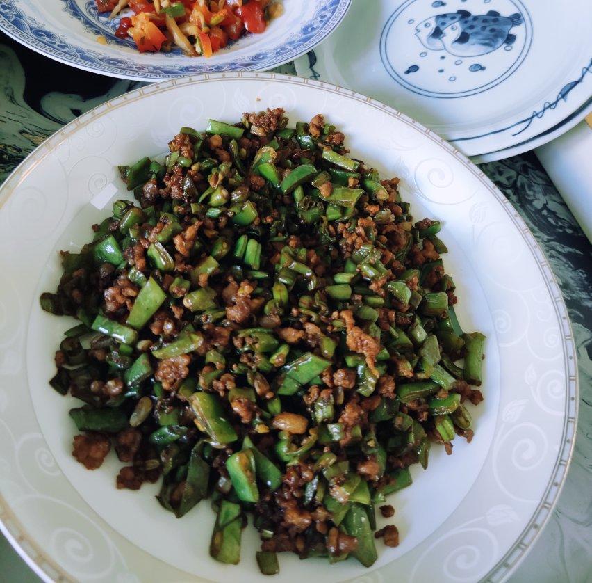 肉沫豆角下饭菜