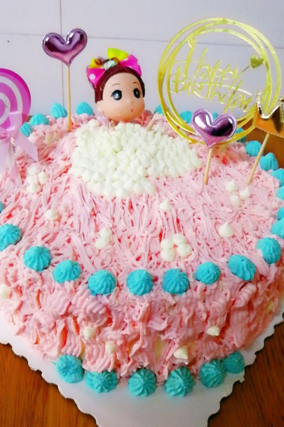 泡澡娃娃生日蛋糕（8寸）