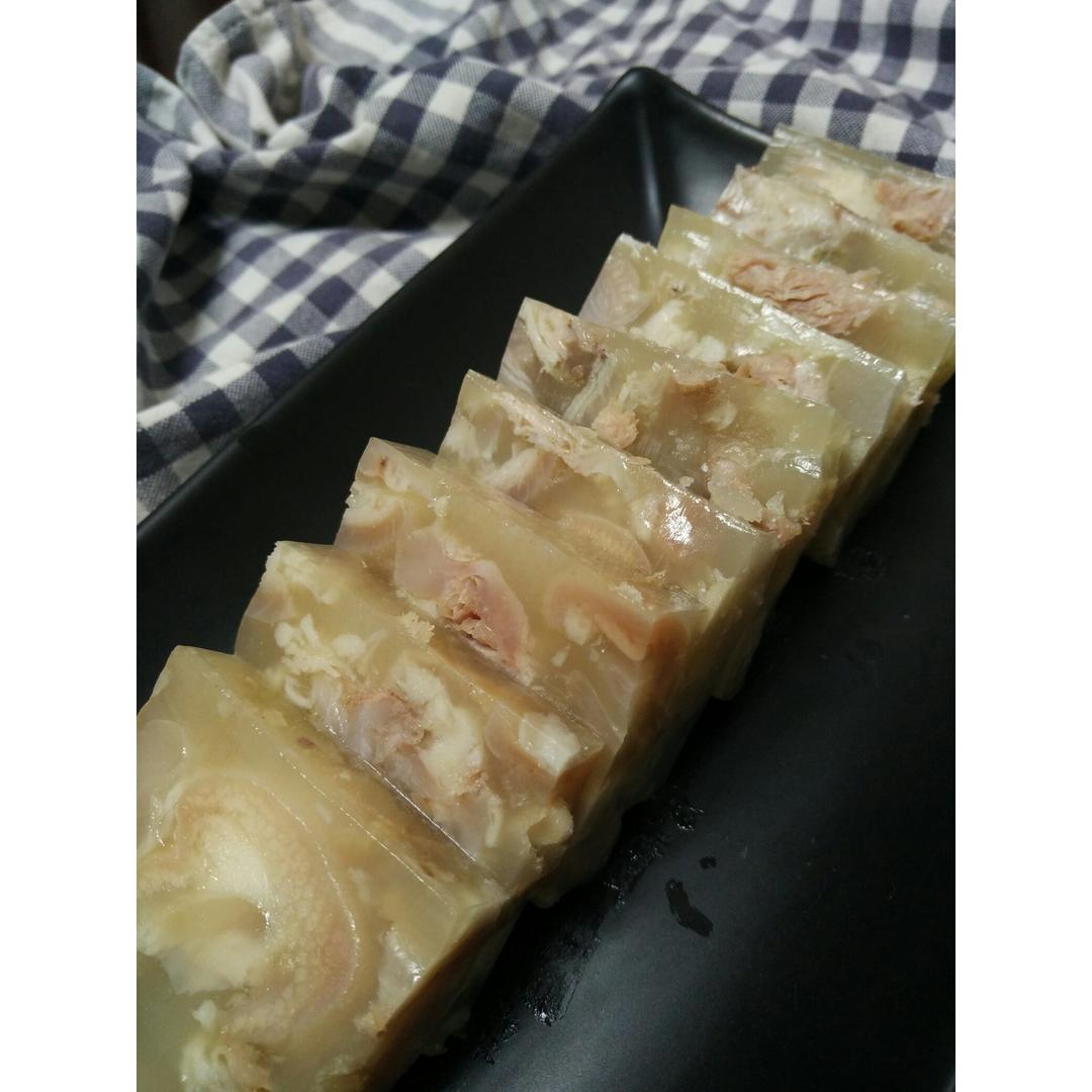 堂妈教你做年夜饭必吃———猪蹄冻