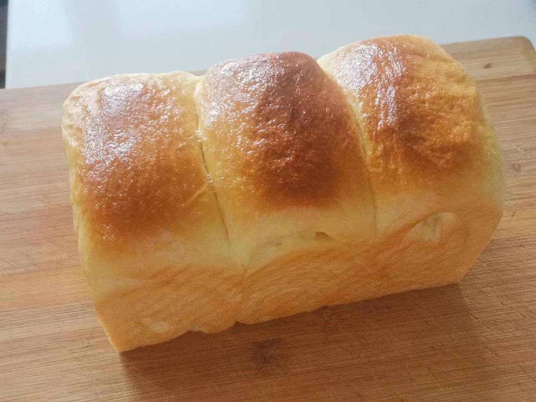 超级适合夏天做の奶油吐司（水合法）