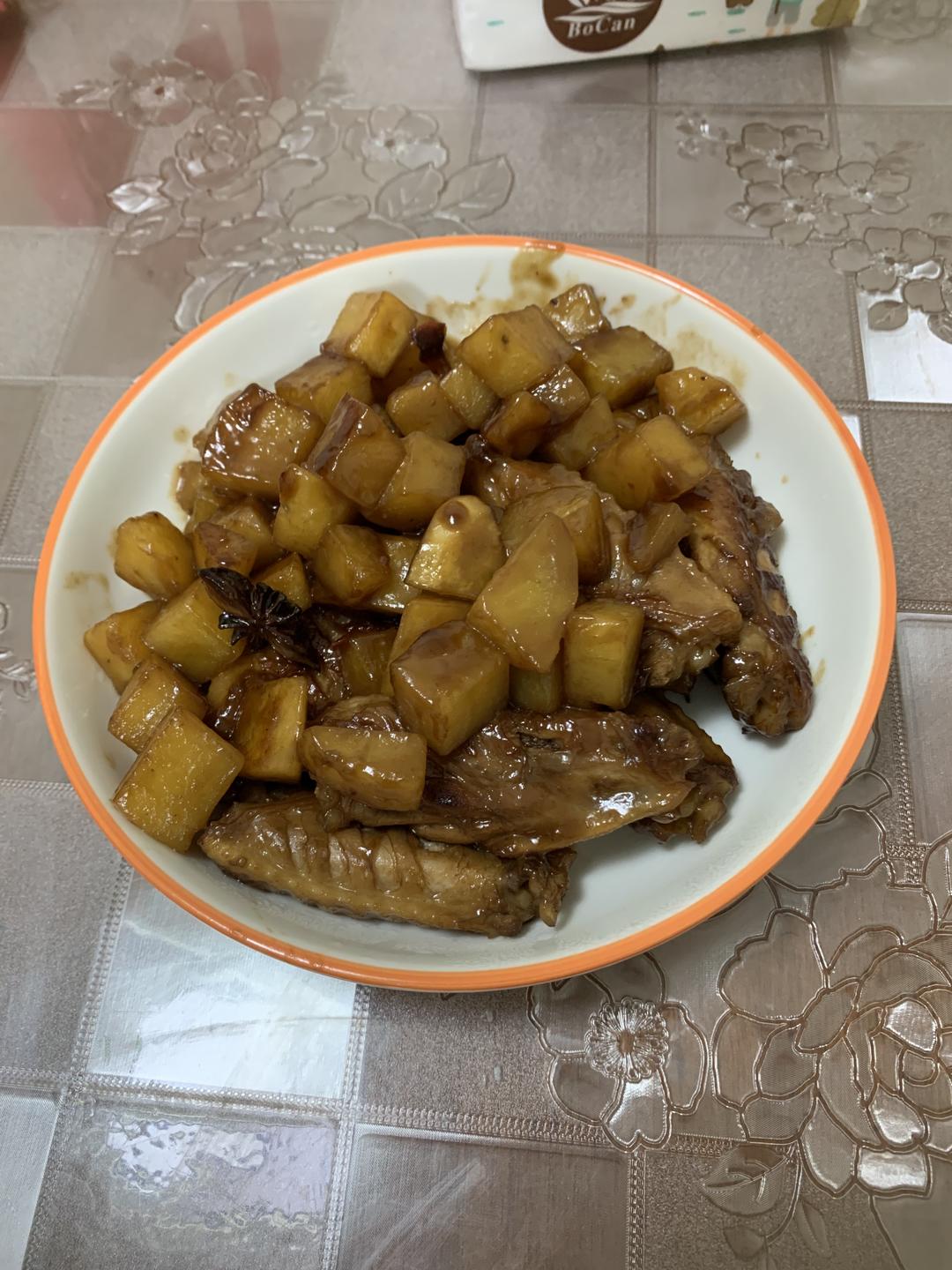 鸡腿炖土豆 上桌秒空盘 汤都喝干了！