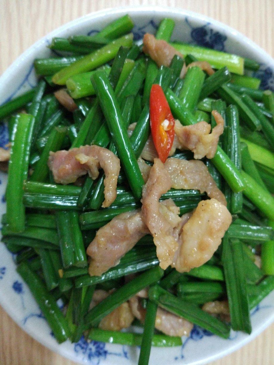 韭菜花炒肉