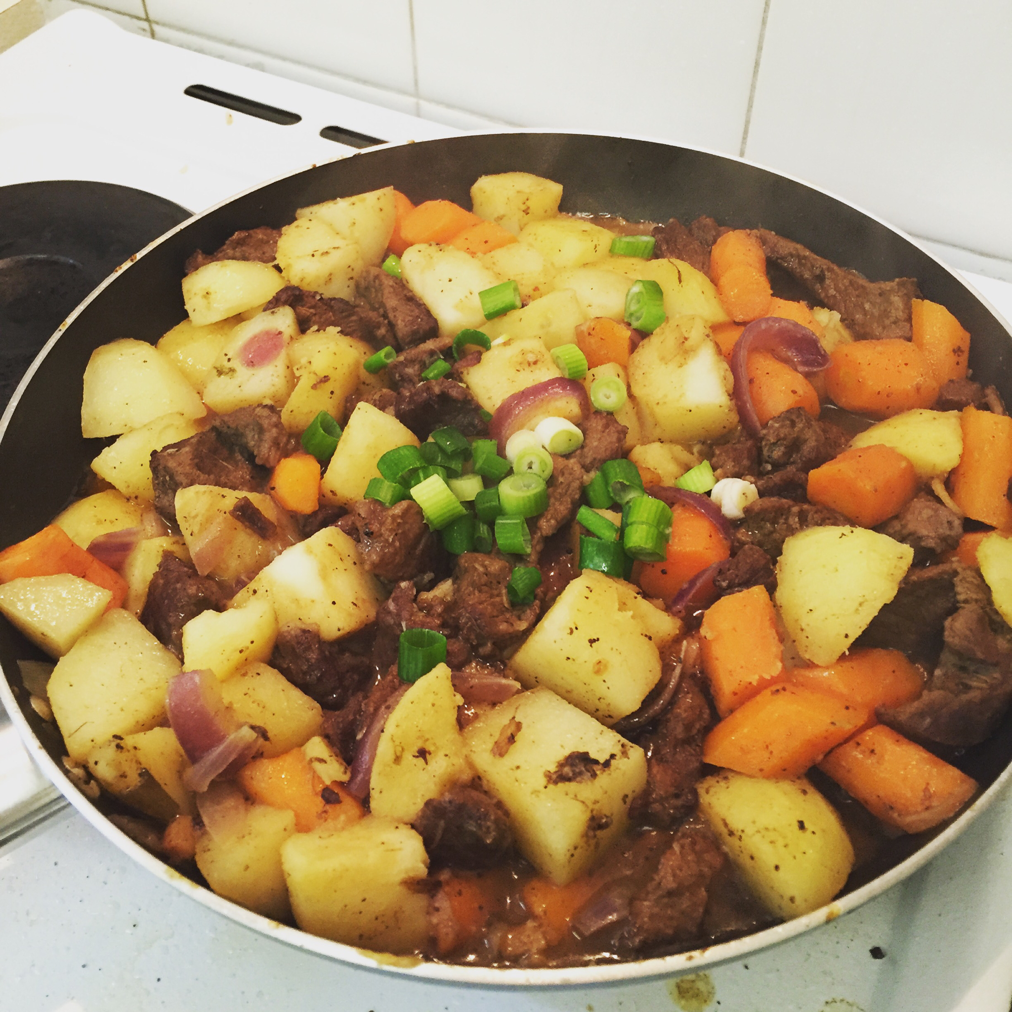 胡萝卜土豆烧牛腩