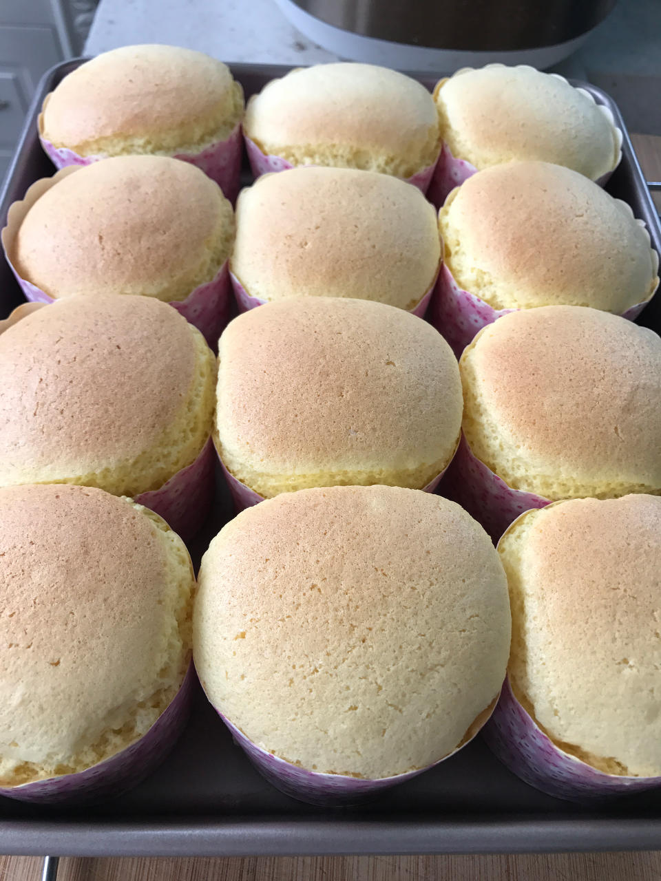 一口爆浆‼️超柔软的北海道戚风蛋糕‼️