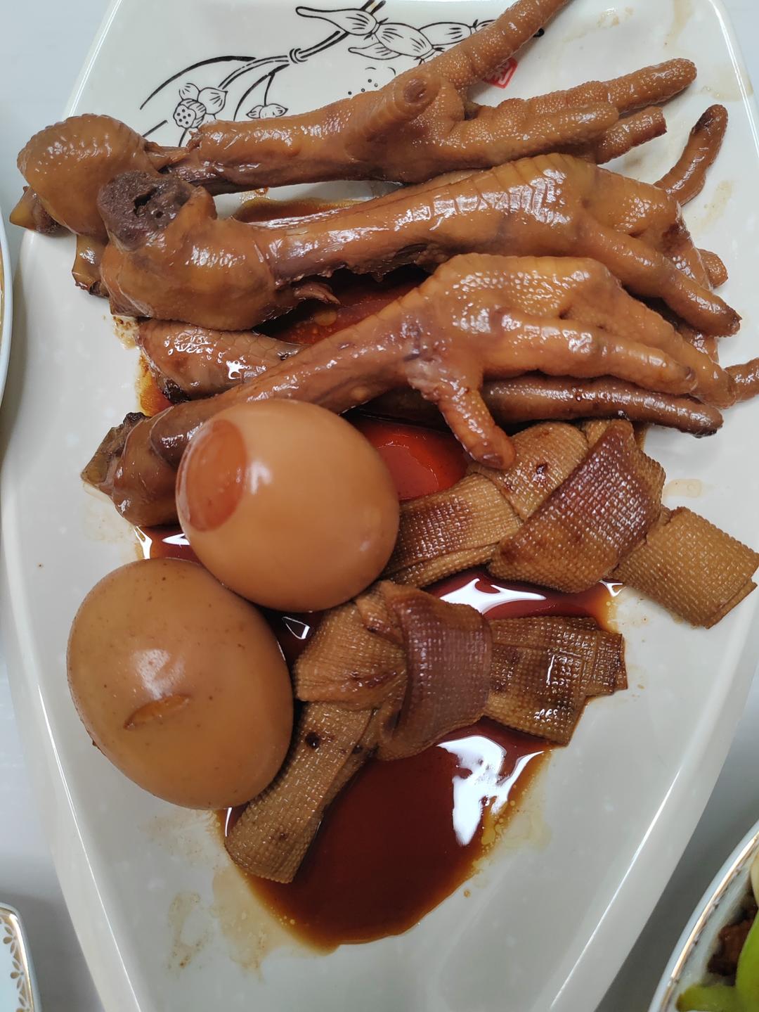 绝味卤鸡爪