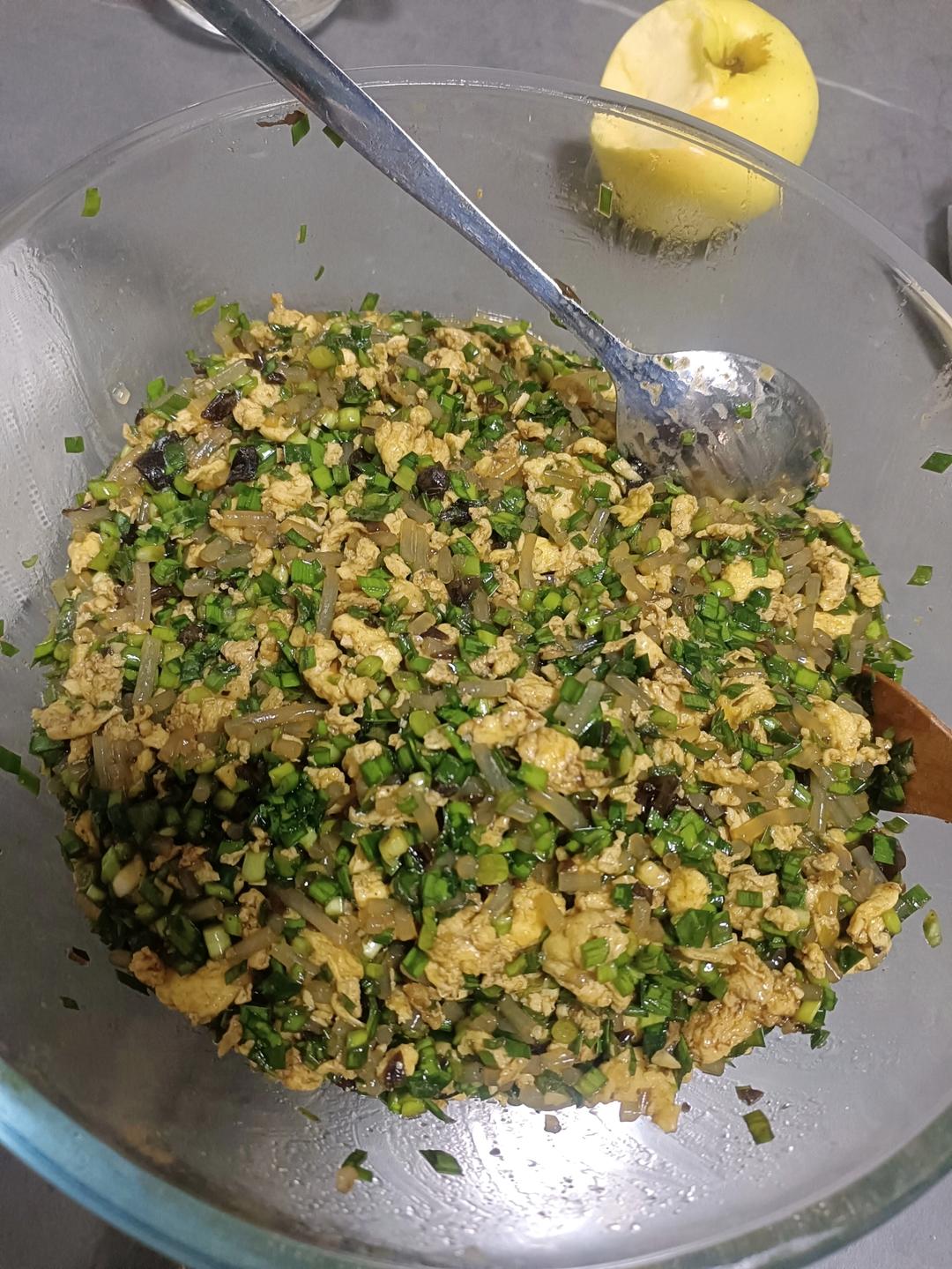 韭菜鸡蛋粉条素饺子