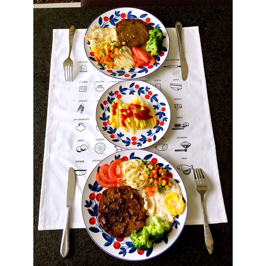 黑椒牛排（配土豆/鸡蛋，意面/蔬菜）