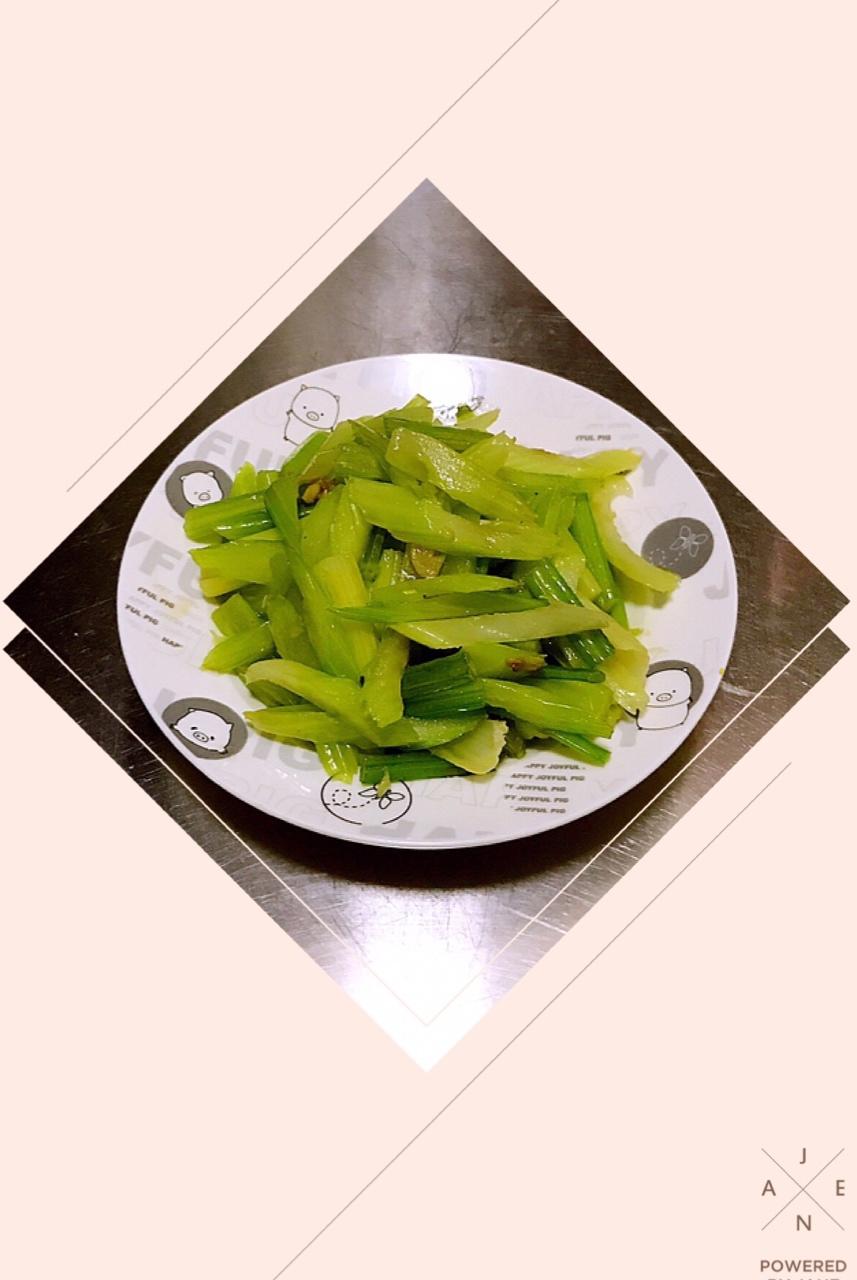 炝炒芹菜
