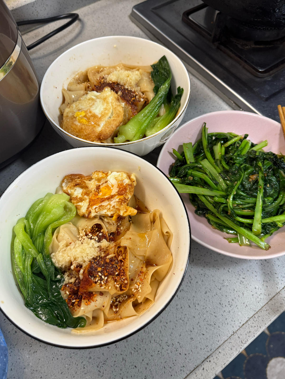 十分钟就能吃上的超简单油泼面