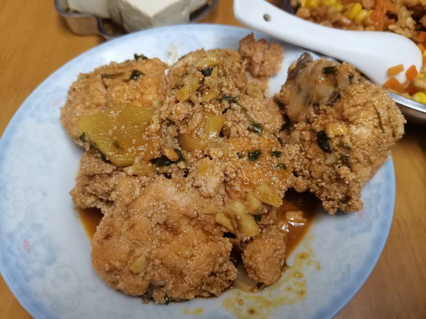 🔥🐟无敌下饭的家常烧鱼籽（干锅鱼杂）🍚🥤