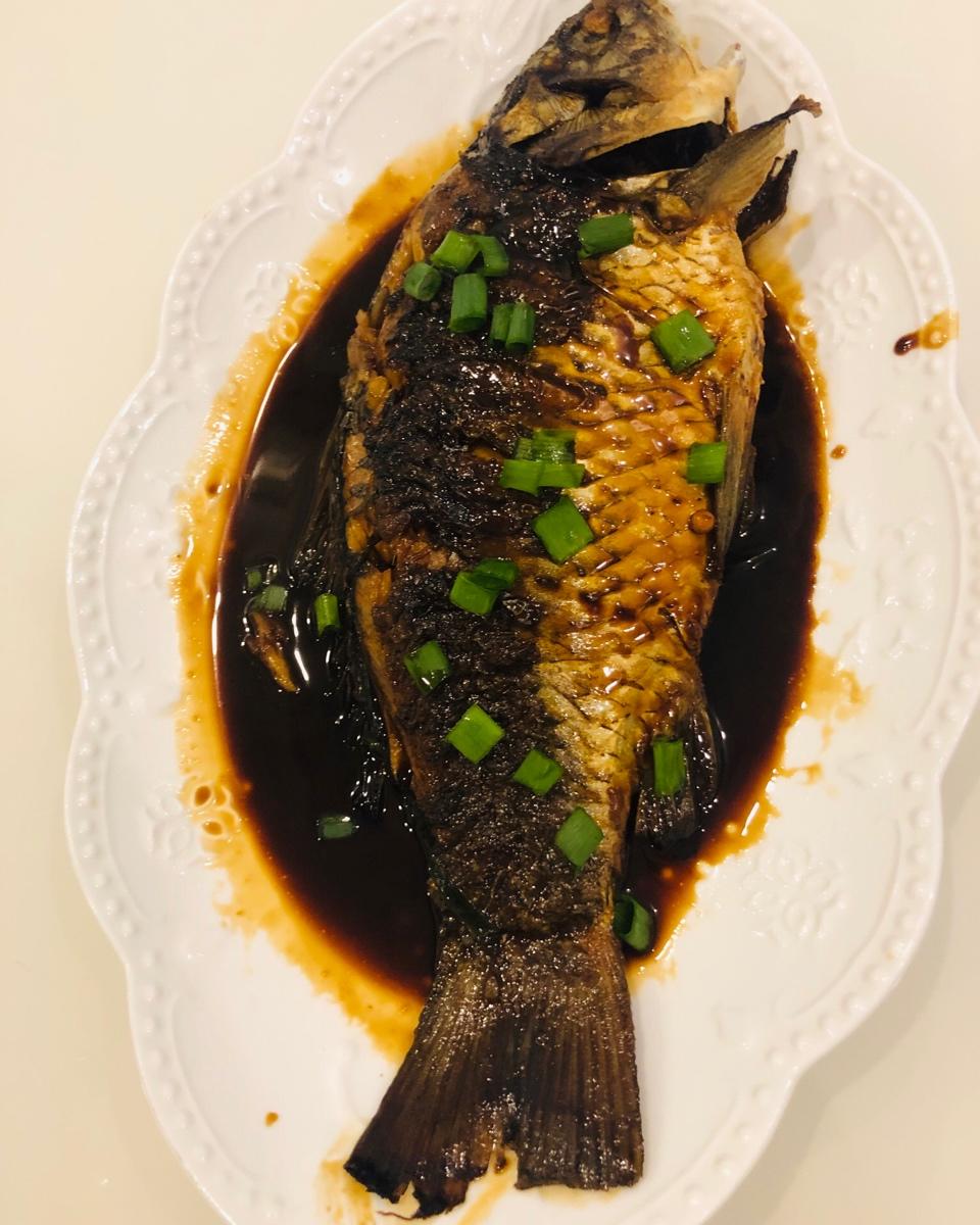 红烧鲫鱼