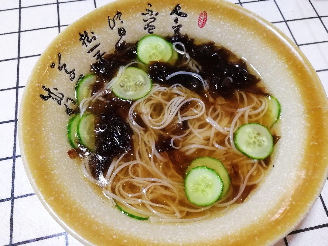 我的一人食：酸汤挂面