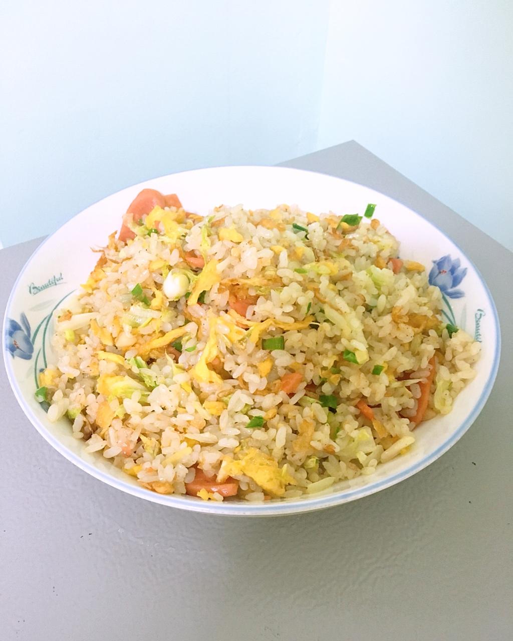 晓宇0701做的家常蛋炒饭