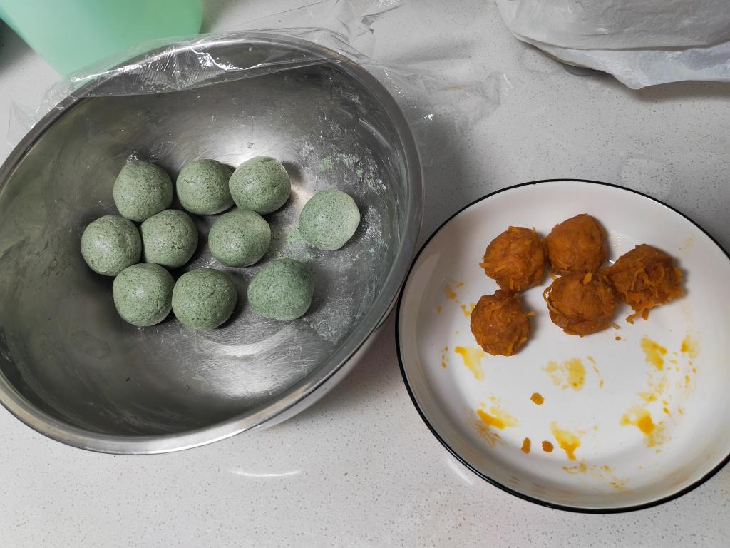 《Tinrry+》咸蛋黄肉松青团+红豆沙青团
