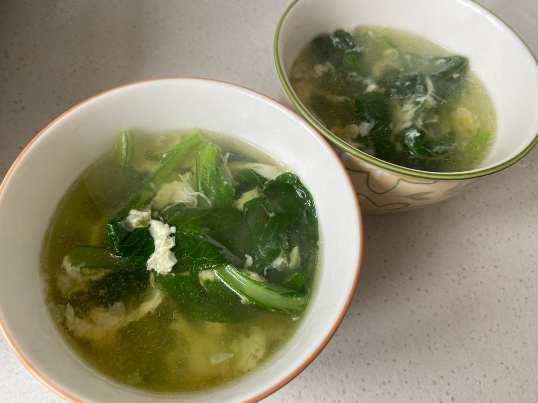 菠菜鸡蛋汤