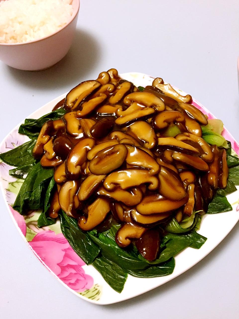 蚝油香菇油菜
