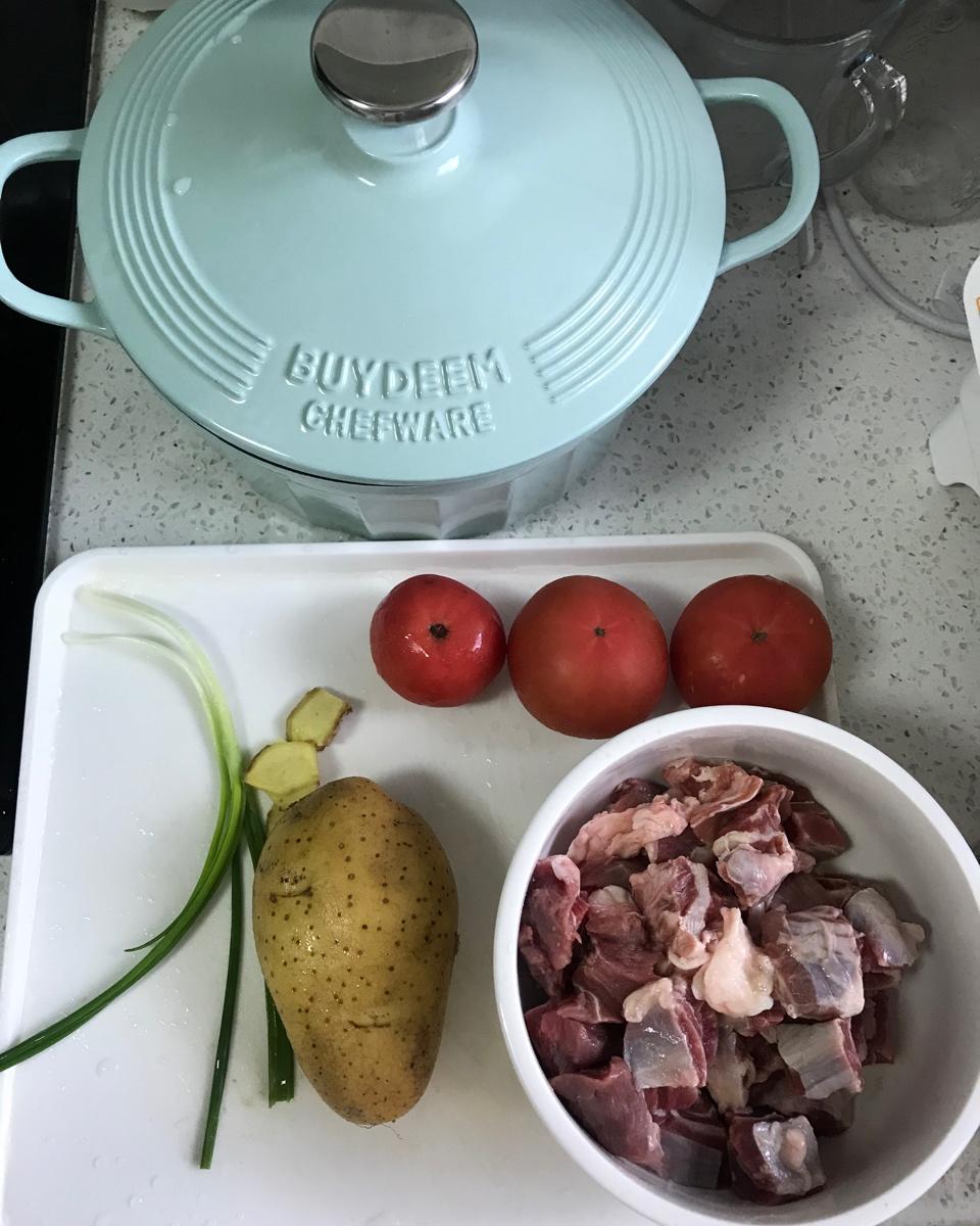 浓香番茄炖牛腩（铸铁锅版）