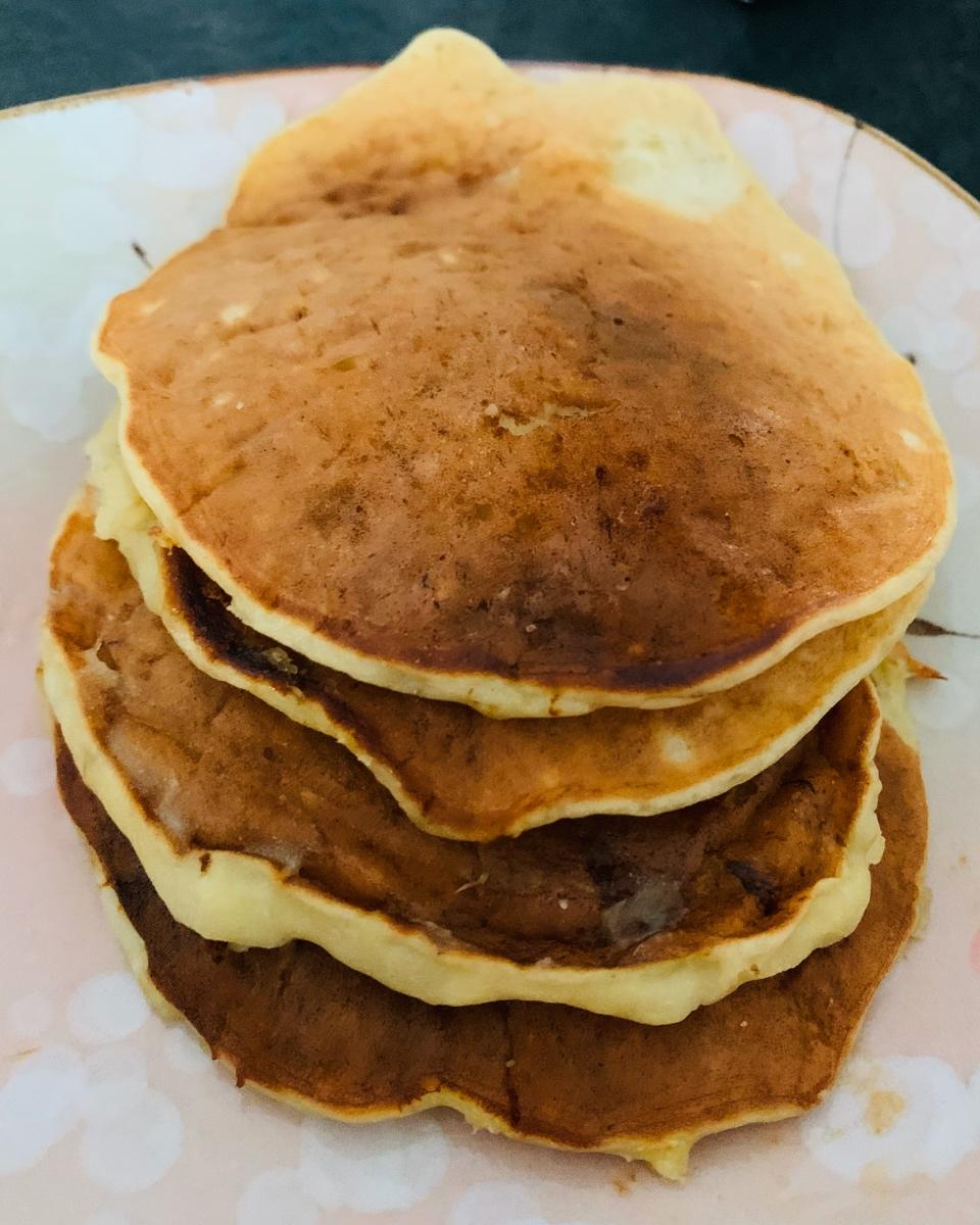 【减脂早餐】无油香蕉松饼（超简单）