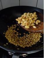 干炒五香黄豆的做法 步骤15