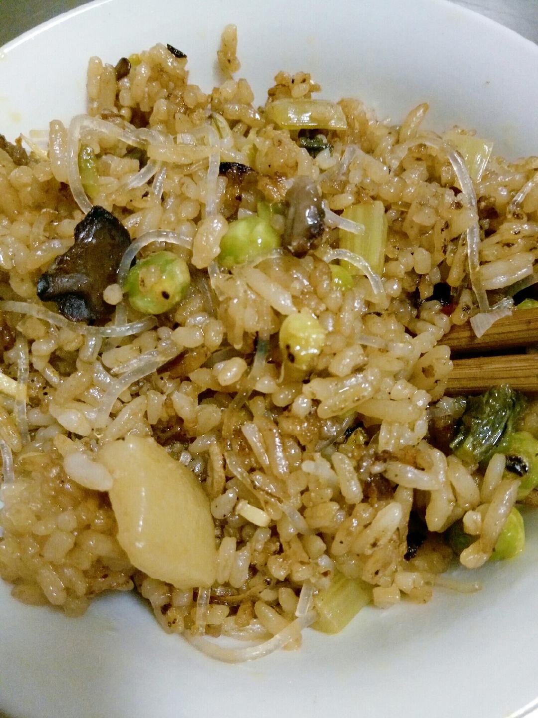 土豆焖饭（电饭锅版）