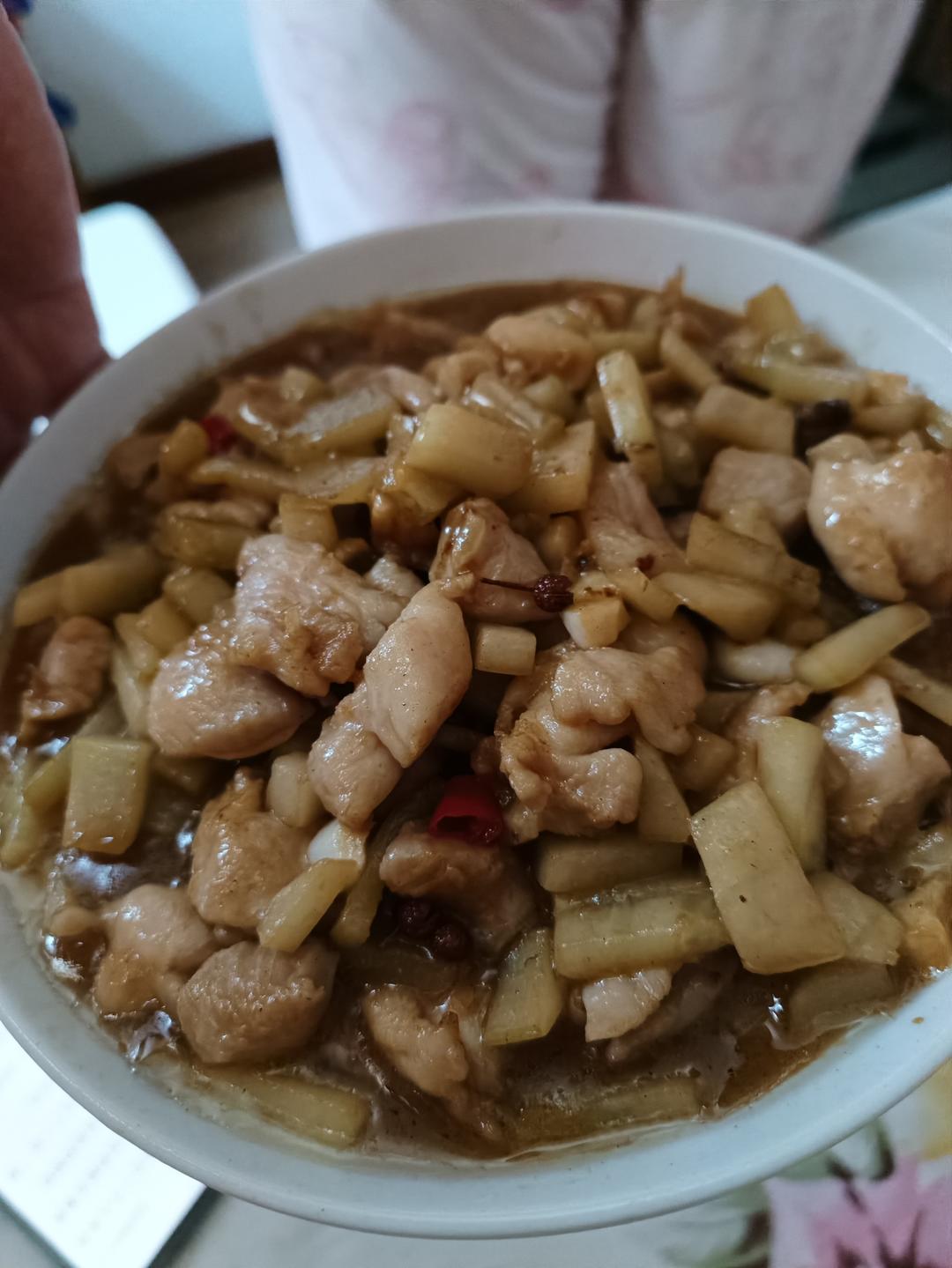 家庭版宫爆鸡丁，简单好吃特别下饭