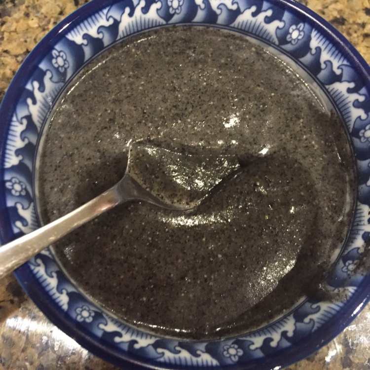 梦婧雅朵做的核桃黑芝麻糊