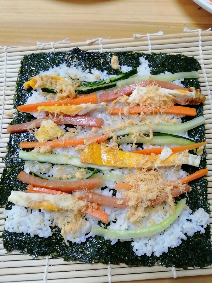 紫菜卷寿司的做法 步骤3