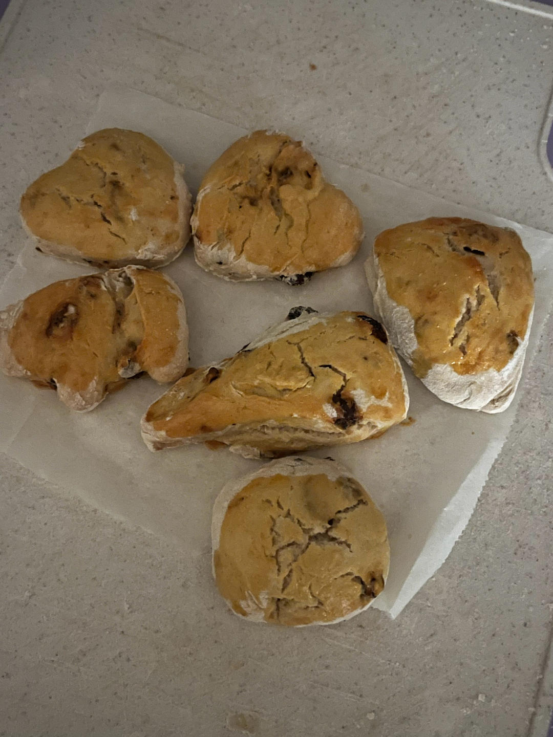 消耗淡奶油的司康