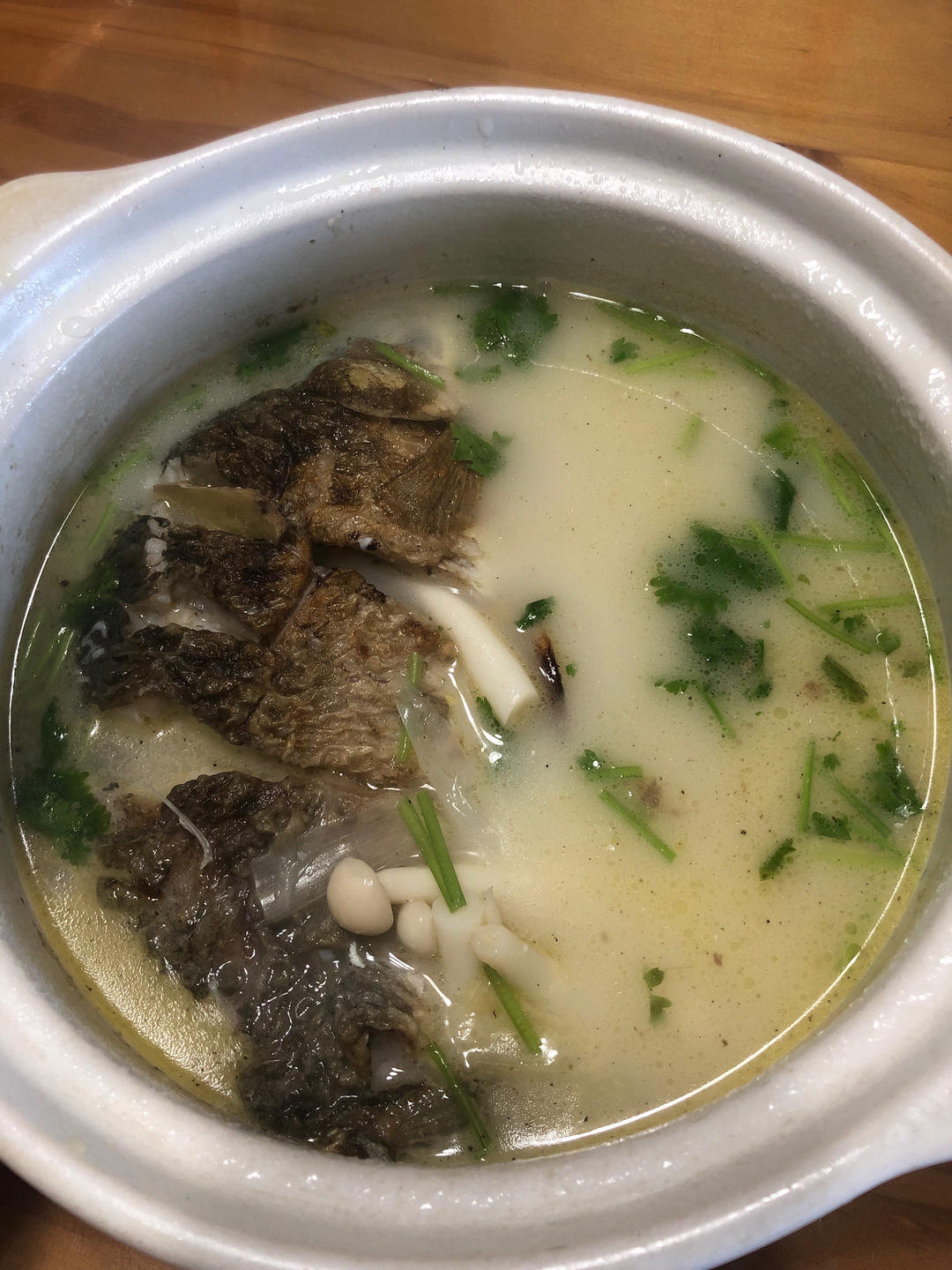 厨师长教你：“鲫鱼豆腐汤”的家常做法，满满的烹饪原理