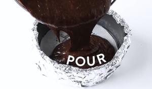 仅三样原材料的无糖无面粉巧克力蛋糕的做法 步骤9
