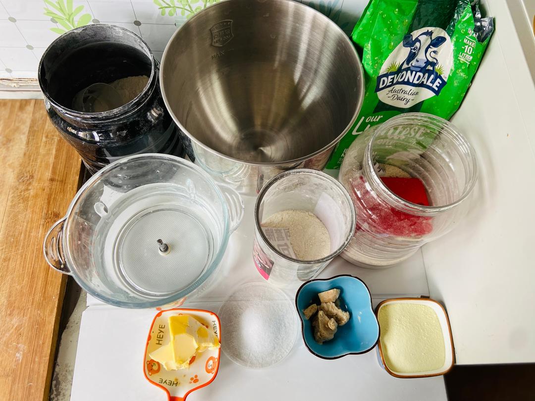 纯奶手撕吐司的做法 步骤1