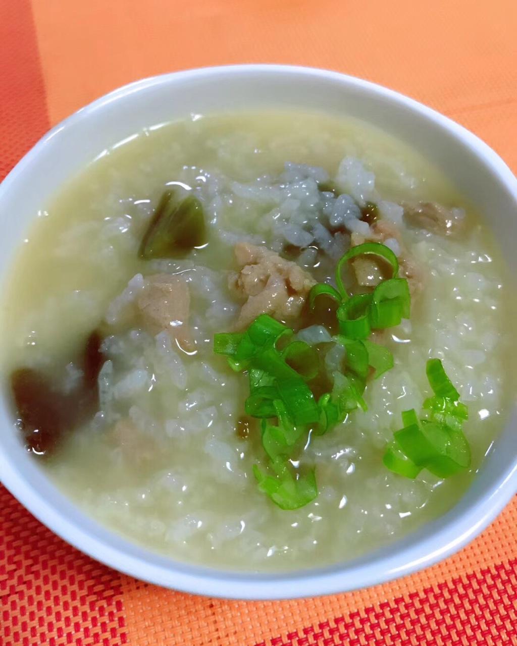 皮蛋瘦肉粥