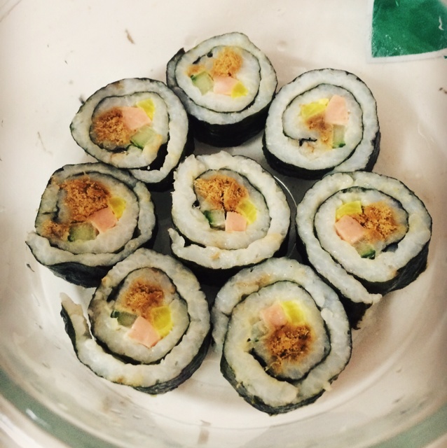 紫菜卷寿司