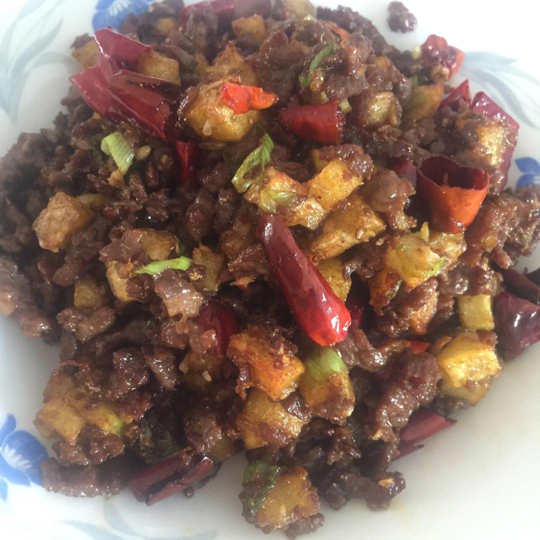 孜然肉末土豆