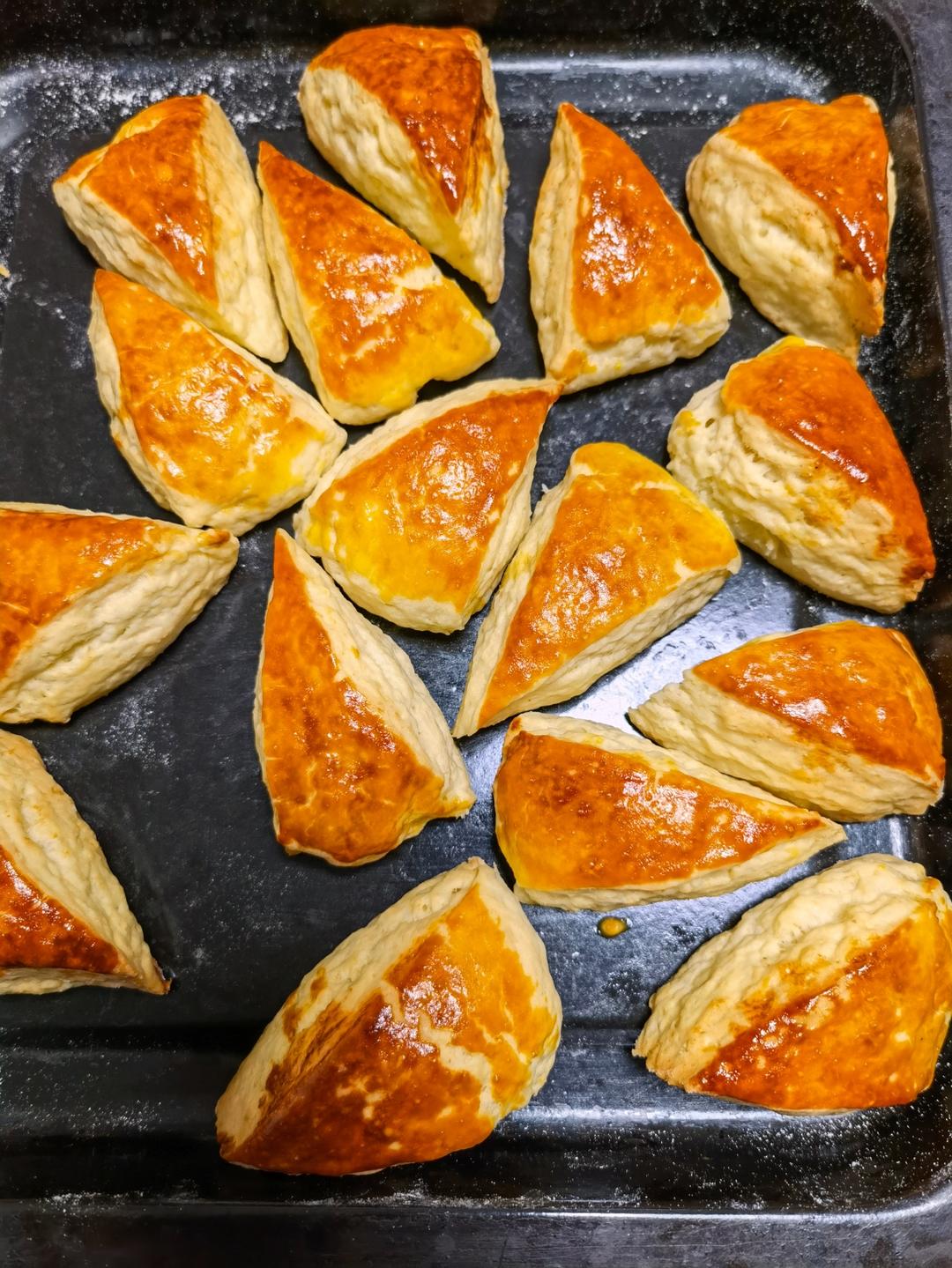 司康(消耗淡奶油酵母简单版)