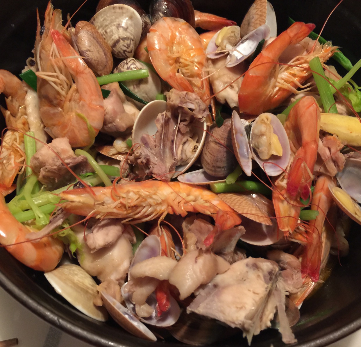 麦麦小鼠做的海鲜鸡煲