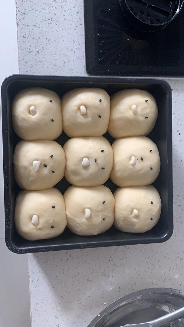 小鸡挤挤小餐包（周冬雨表情包）