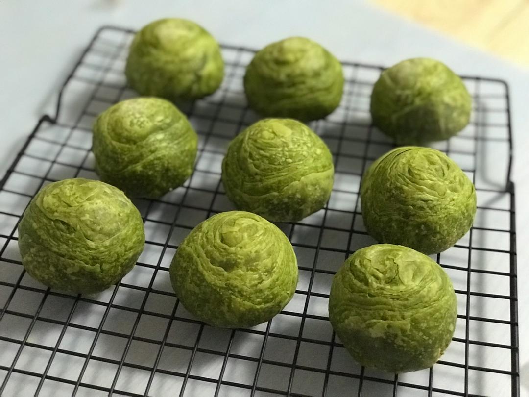 蛋黄酥~紫薯、抹茶、原味~花好月圆，中秋快乐~内附一次做六色蛋黄酥方法~